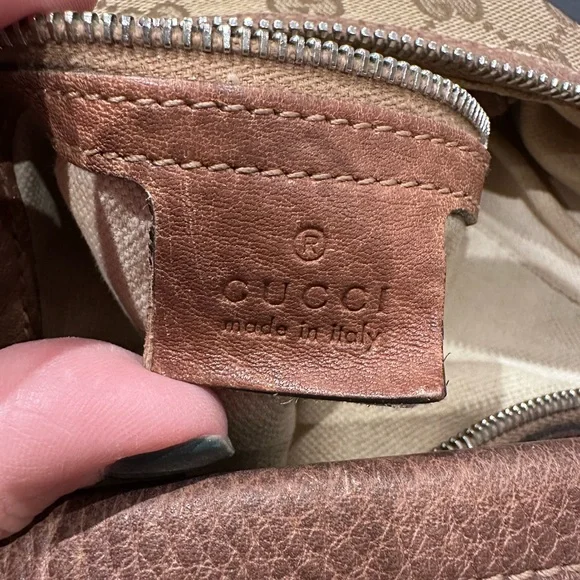 Gucci Tan and Brown Monogram Hobo Bag - Picture 4 of 10